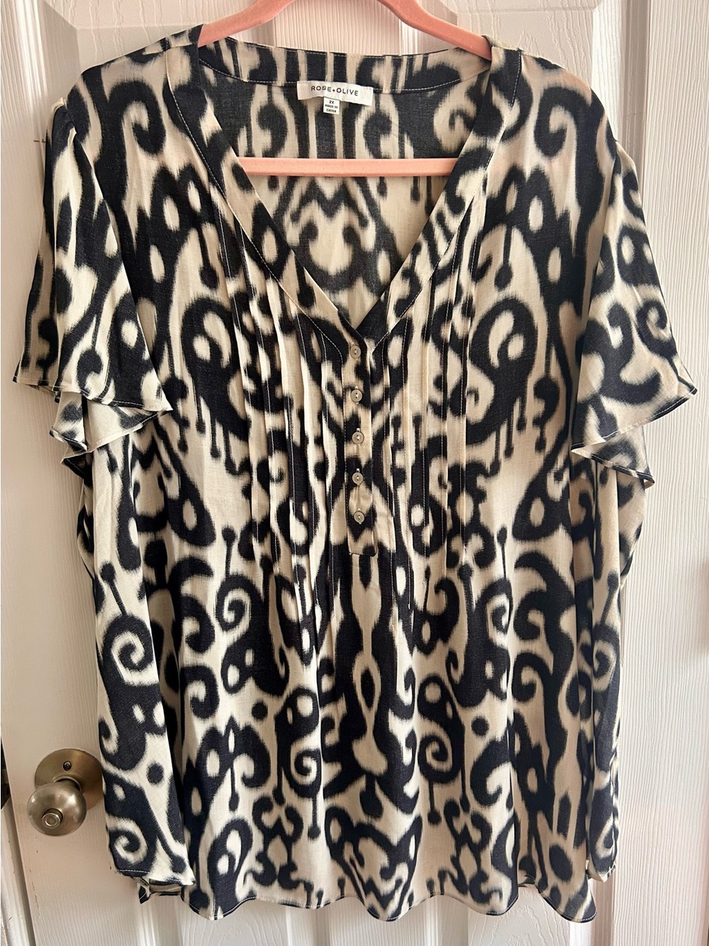 Rose & Olive Blue and Cream Abstract Print V-Neck Blouse